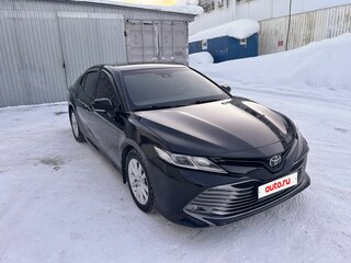 2018 Toyota Camry VII (XV50) Рестайлинг 2, чёрный, 2500000 рублей, вид 3