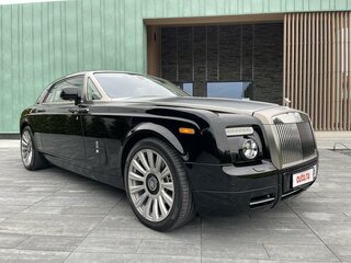 2010 Rolls-Royce Phantom VII, чёрный, 33600000 рублей, вид 5