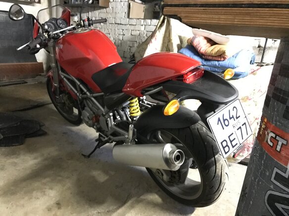 2003 Ducati Monster 1000, красный - вид 4