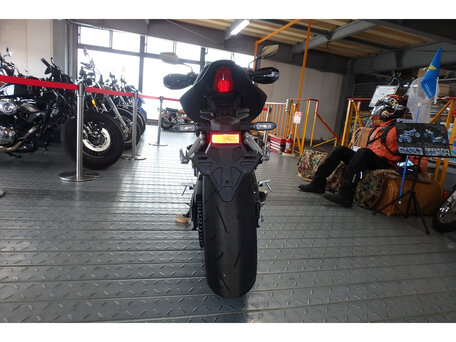 2025 Honda CB 650R, чёрный, 1125000 рублей, вид 5
