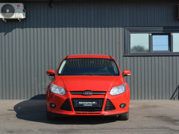 2012 Ford Focus III, красный - вид 2