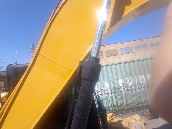 2016 Caterpillar 320D, жёлтый, 6400000 рублей - вид 7