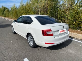 2013 Skoda Octavia III (A7), белый, 715000 рублей, вид 4