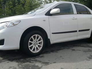 2010 Toyota Corolla X (E140, E150) Рестайлинг, белый, 1100000 рублей, вид 3