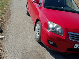 2008 Toyota Avensis II Рестайлинг, красный, 900000 рублей, вид 4