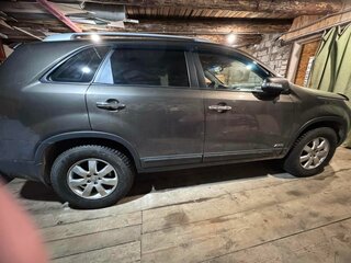 2010 Kia Sorento II, коричневый, 1500000 рублей, вид 2