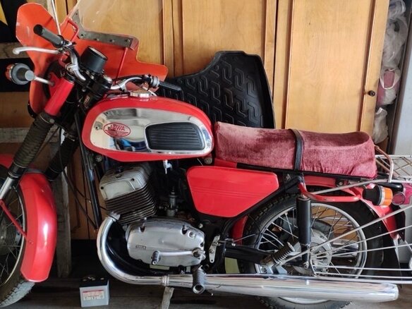 1980 Jawa 250, красный, 300000 рублей - вид 5