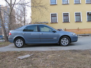 2006 Renault Laguna II Рестайлинг, серый, 507999 рублей, вид 3