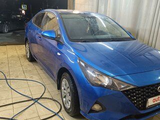 2021 Hyundai Solaris II Рестайлинг, синий, 1350000 рублей, вид 4