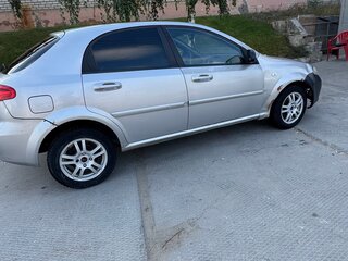2009 Chevrolet Lacetti I, серебристый, 235000 рублей, вид 2