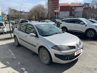 2006 Renault Megane II Рестайлинг, серый, 390000 рублей, вид 1