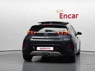 2018 Hyundai Veloster II, серый, 1450002 рублей, вид 3