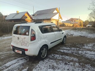 2011 Kia Soul I, белый, 900000 рублей, вид 5