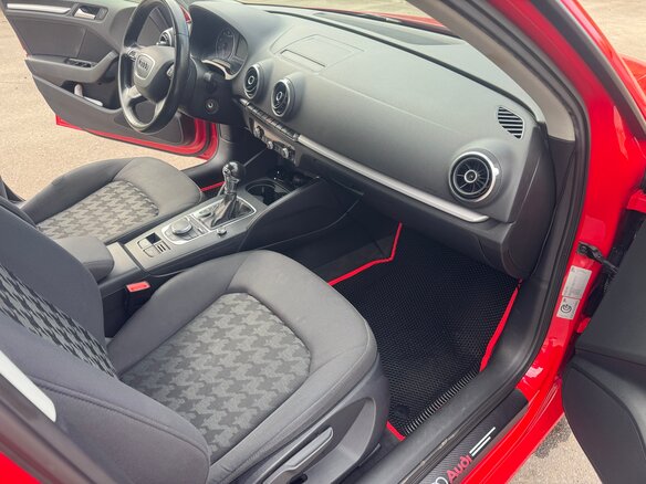 2013 Audi A3 III (8V), красный, 1320000 рублей - вид 21