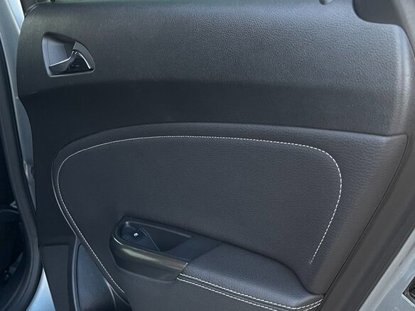 2011 Opel Astra J, серебристый - вид 9