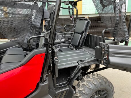 2022 Honda Pioneer, красный, 3400000 рублей, вид 5