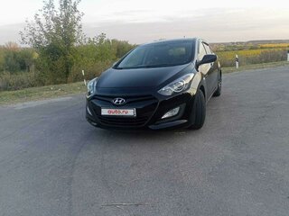 2013 Hyundai i30 II, чёрный, 900000 рублей, вид 4
