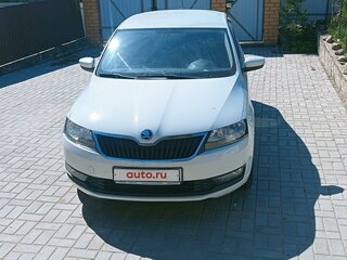 2018 Skoda Rapid I Рестайлинг, белый, 1250000 рублей, вид 3