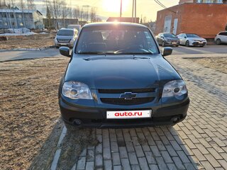 2018 Chevrolet Niva I Рестайлинг, зелёный, 860000 рублей, вид 1