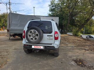 2014 Chevrolet Niva I Рестайлинг, белый, 610000 рублей, вид 3