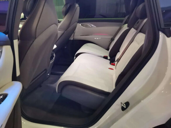 2023 IM Motors (Zhiji) LS7 90 kWh, белый - вид 8