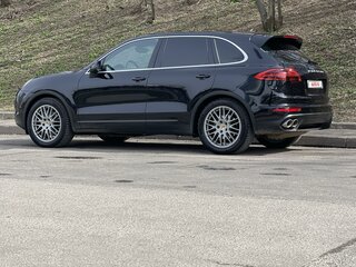 2016 Porsche Cayenne Diesel II Рестайлинг (958), чёрный, 3900000 рублей, вид 4