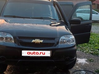 2018 Chevrolet Niva I Рестайлинг, коричневый, 760000 рублей, вид 1
