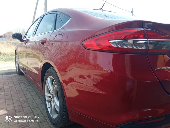 2017 Ford Fusion (North America) II Рестайлинг, красный, 1655000 рублей - вид 11