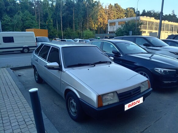 2003 Lada (ВАЗ) 21093i, серебристый, 195000 рублей