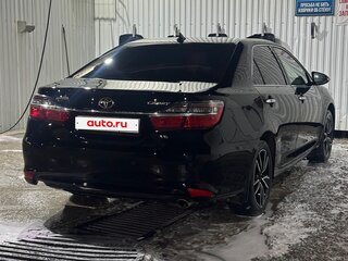 2016 Toyota Camry VII (XV50) Рестайлинг, чёрный, 2200000 рублей, вид 5