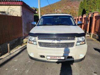 2012 Chevrolet Tahoe 6AT III, белый, 2500000 рублей, вид 2
