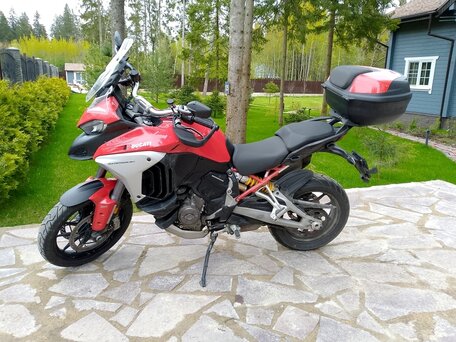 2021 Ducati Multistrada V4, красный, 2100000 рублей, вид 1