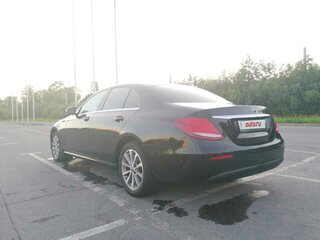 2019 Mercedes-Benz E-Класс 200 d V (W213, S213, C238), чёрный, 3000000 рублей, вид 4
