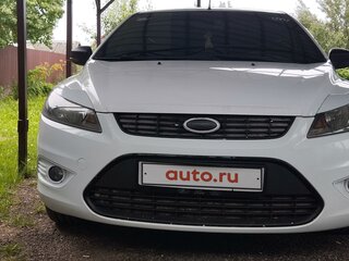 2010 Ford Focus II Рестайлинг, белый, 500000 рублей, вид 1