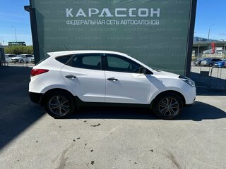 2014 Hyundai ix35 I Рестайлинг, белый, 1369000 рублей, вид 4