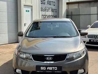 2011 Kia Cerato 6-speed II, серый, 630000 рублей, вид 2
