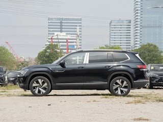 2026 Volkswagen Teramont I Рестайлинг (China Market), чёрный, 5300000 рублей, вид 4