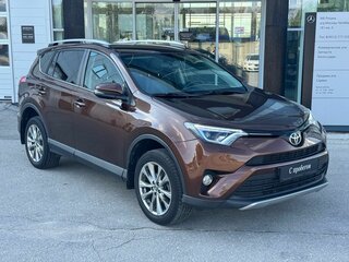 2017 Toyota RAV4 IV (XA40) Рестайлинг, коричневый, 2197000 рублей, вид 3