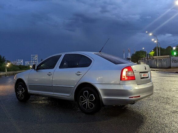 2009 Skoda Octavia II (A5) Рестайлинг, серебристый, 599000 рублей - вид 4