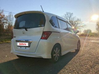 2009 Honda Freed I, белый, 1000000 рублей, вид 4