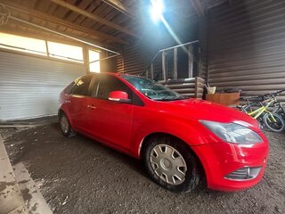 2010 Ford Focus II Рестайлинг, красный, 800000 рублей, вид 4
