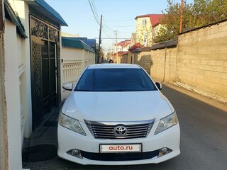 2013 Toyota Camry VII (XV50), белый, 1320000 рублей, вид 1