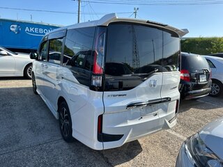 2021 Honda Stepwgn Spada V Рестайлинг, белый, 2250000 рублей, вид 3