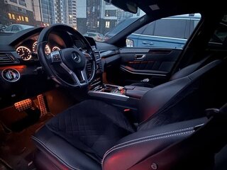2013 Mercedes-Benz E-Класс 200 7G-Tronic IV (W212, S212, C207), чёрный, 3000000 рублей, вид 3