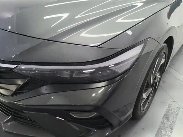 2023 Hyundai Elantra N Line VII (CN7) Рестайлинг, серый - вид 4