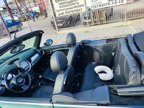 2011 Mini Cabrio Cooper II Рестайлинг, зелёный, 1450000 рублей - вид 16