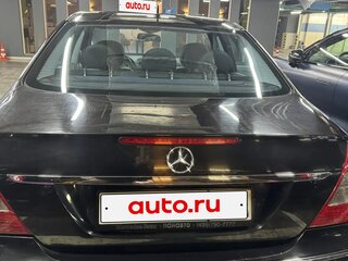 2007 Mercedes-Benz E-Класс 350 III (W211, S211) Рестайлинг, чёрный, 1550000 рублей, вид 4