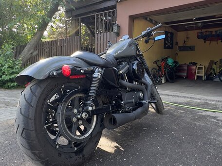 2022 Harley-Davidson Sportster 883, серый, 980000 рублей, вид 4