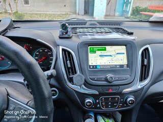 2018 Chevrolet Equinox III, серебристый, 1480000 рублей, вид 3