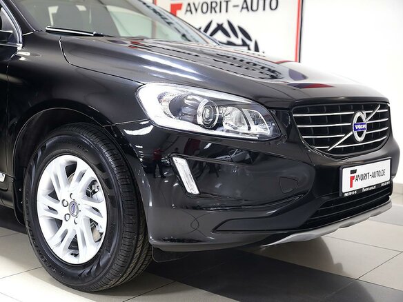 2016 Volvo XC60 I Рестайлинг, чёрный - вид 1